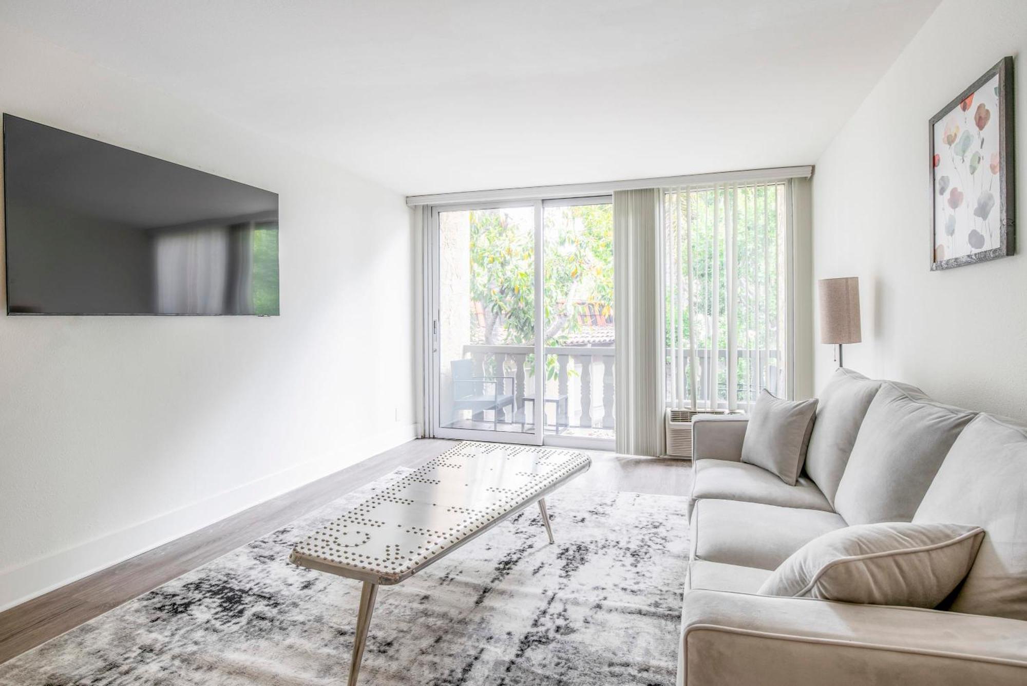 Luxury Weho Boys Town Med * Los Ángeles
